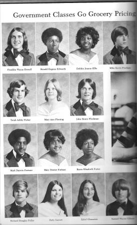 76 yearbook, senior class