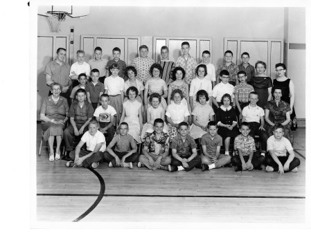 Arthur Grade School - 6th Grade 1961-62