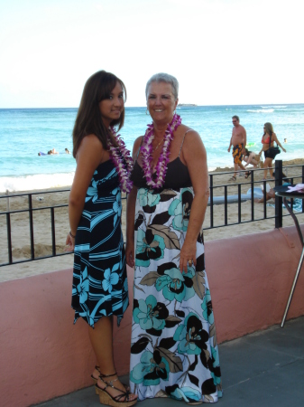 Shellie & Connie Royal Hawaiian Luau