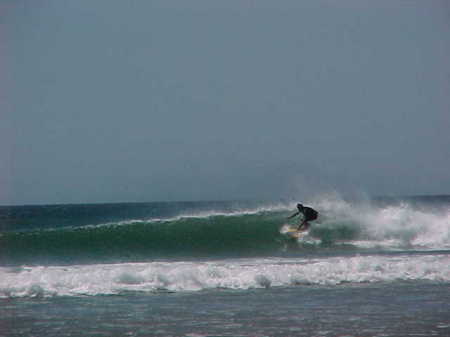 Surfing Costa