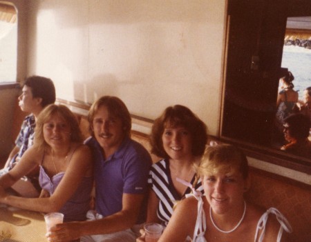 1982 senior trip tom Hawaii