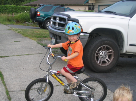 Cole age 3 1/2 riding his new bike...