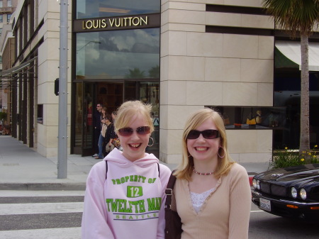 April 2006-Amanda, Sarah & I went to Beverly Hills during spring break