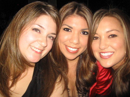 Debbie, Robyn and I '06