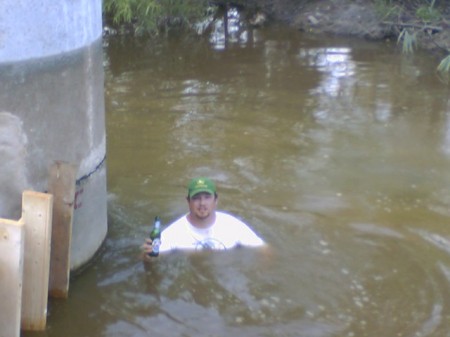 Redneck swimming pool!