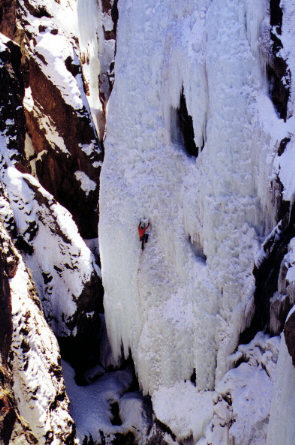 Ouray, CO ice - Tangled Up in Blue 02-99