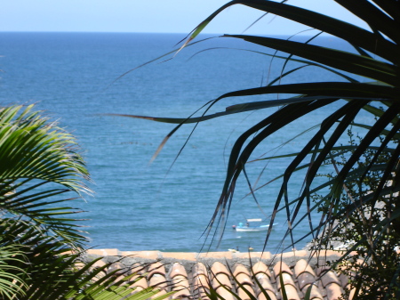 Our favorite tropical getaway-- Casa Carolina in Sayulita, Mex.