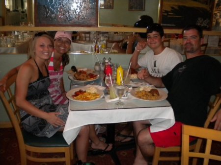 Family cruise to the Bahamas 2010
