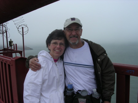 Sheila & Pete on Golden Gate Bridge