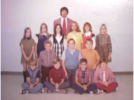 AGCS First 5th Grade Class 1974