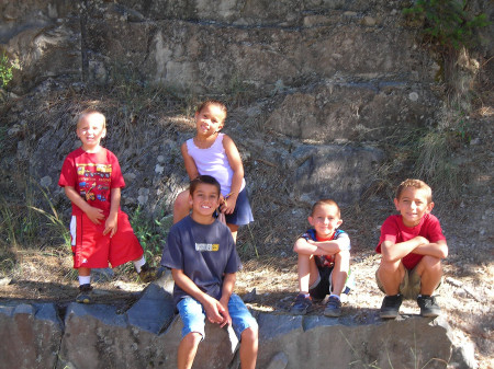 Little hikers in Montana 06