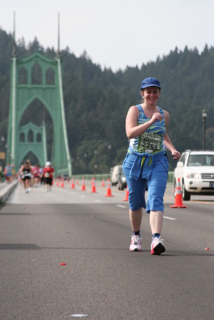 Crossing the St Johns Bridge during Portland Marathon 2006