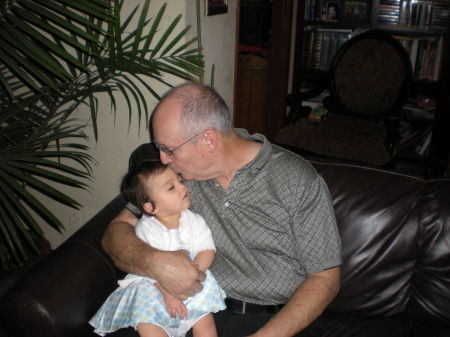 Scarlette getting a kiss from Grandpa