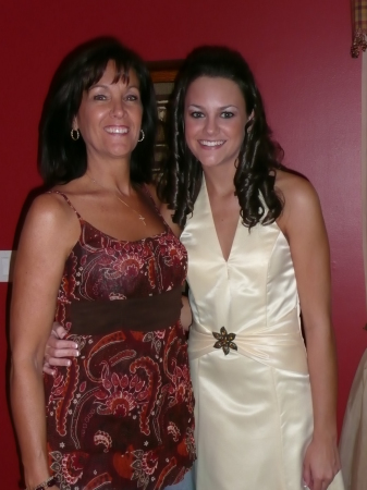 Shannon & daughter Erin (prom 2008)