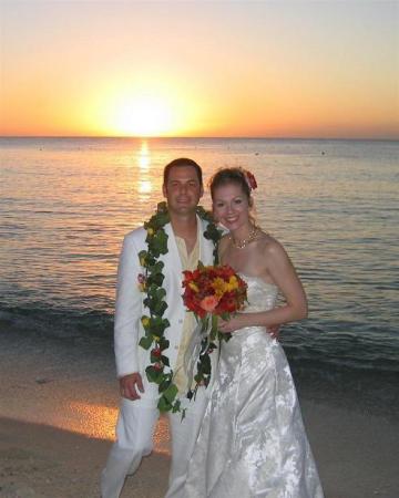 wedding in Cozumel, Mexico on the beach