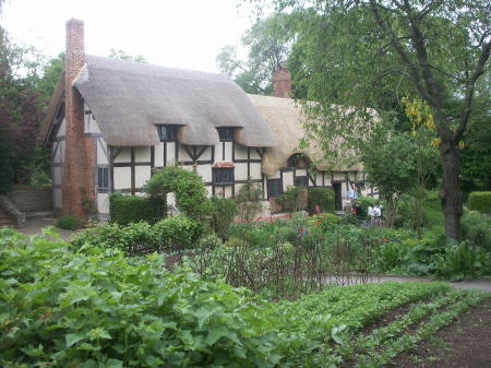 Ann Hathaway's Family Cottage