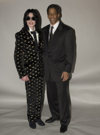 Photo opp with Michael Jackson in Japan '07