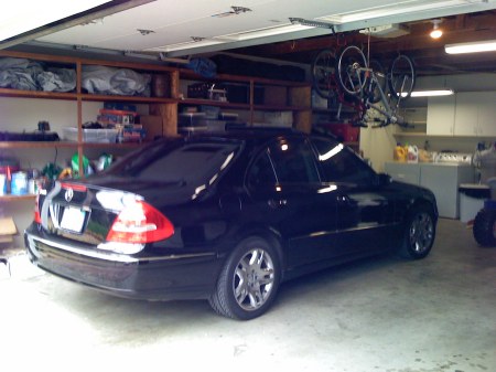 2 car garage/Merc 2003 E500