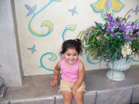 Granddaughter Mireya, Disneyland