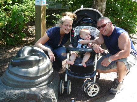 Family Day At The Zoo