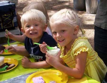 when's the last time YOU had a ice cream cup??