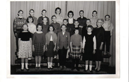 Lyndover 6th Grade Class Picture