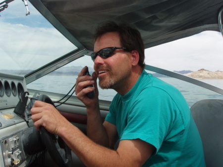 Leo at Lake Mead 2007