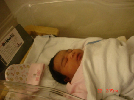SHE'S HERE JULY 22ND 2007 8LBS 3 OZS,