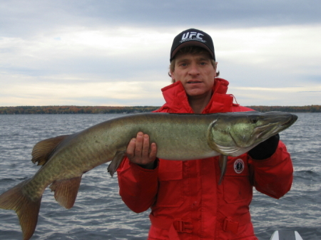 Muskie fish'n - Buckhorn Lake