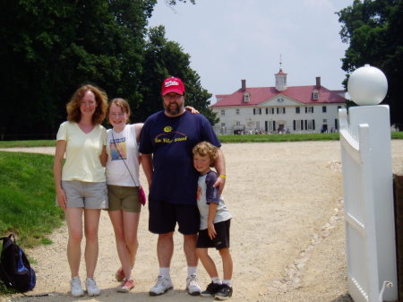 Family Vacation at Mt Vernon 2006