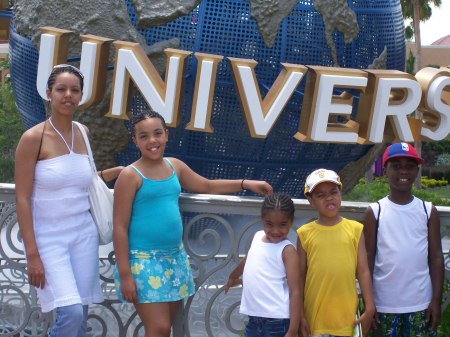 Me & the kids at Universal Studios 2007