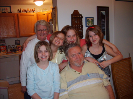 Mom, Bob and the Nieces