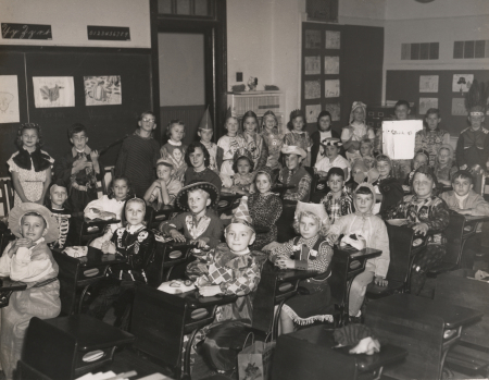 Miss Lysy's 3rd Grade Class, 1955-56