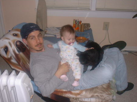 Sitting with Daddy and Puss 2.2.08