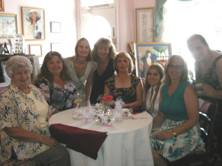 Lanphen girls at High Tea