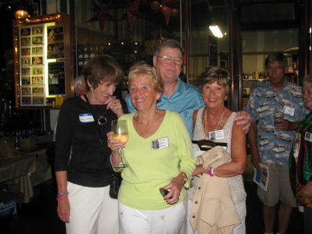 Donna Barber, Marilyn and Bob Hickey, Barb Clark Lendrum