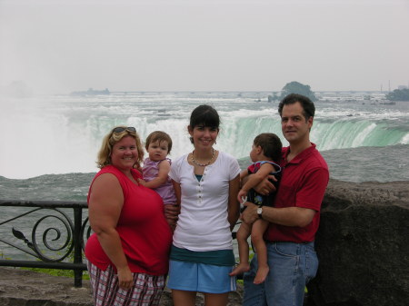 Family at Niagra Falls
