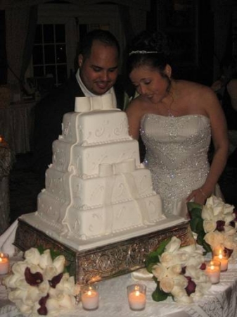 Our Wedding Cake 5-3-2007