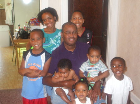 ervin & grandchildren  2007