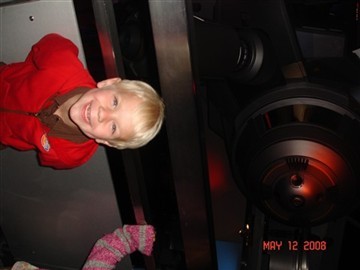 christian in line at space mountain