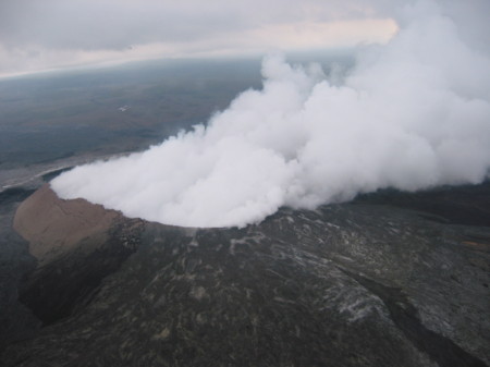 pu'u o'o mar2008