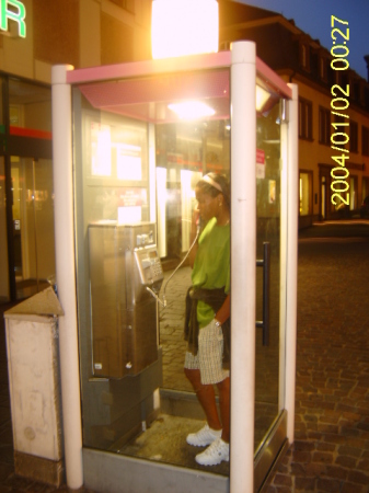 Momma get me out of this Phone Booth