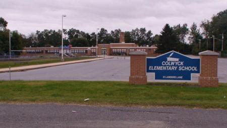 Colwyck Elementary School Logo Photo Album