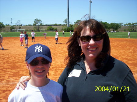 SARINA & ME AT FIELD DAY 2007