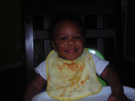 Messy Trey with sweet potatoes