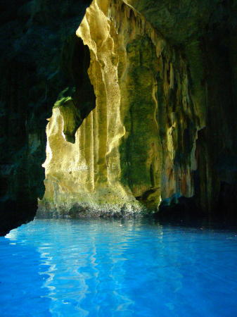 Sommers Cave Vava'u Tonga