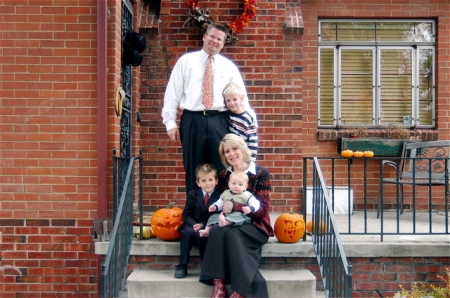 Family in Fall 207