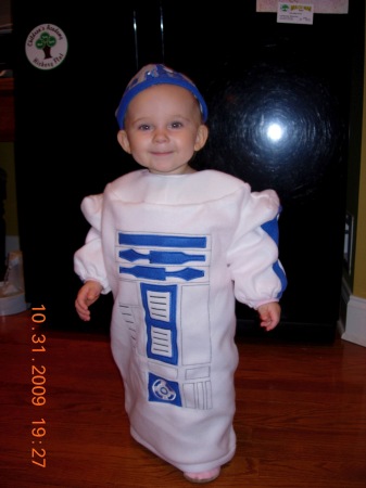 My youngest daughter Alena (R2-D2)