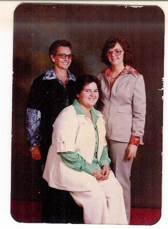 Mom, Kelly Jane, Rhonda