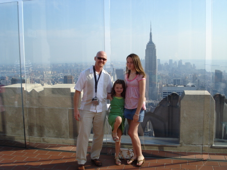 Dale and Daughters on Top of the Rock 2007